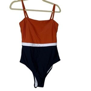 Cupshe one piece bathing suit.  Size M